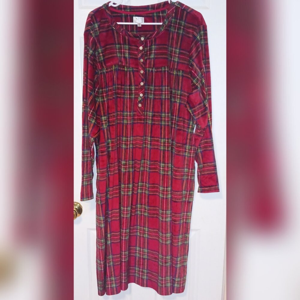 Aria Collection 4X Red Plaid Ultra-Soft Nightgown With Pockets Christmas